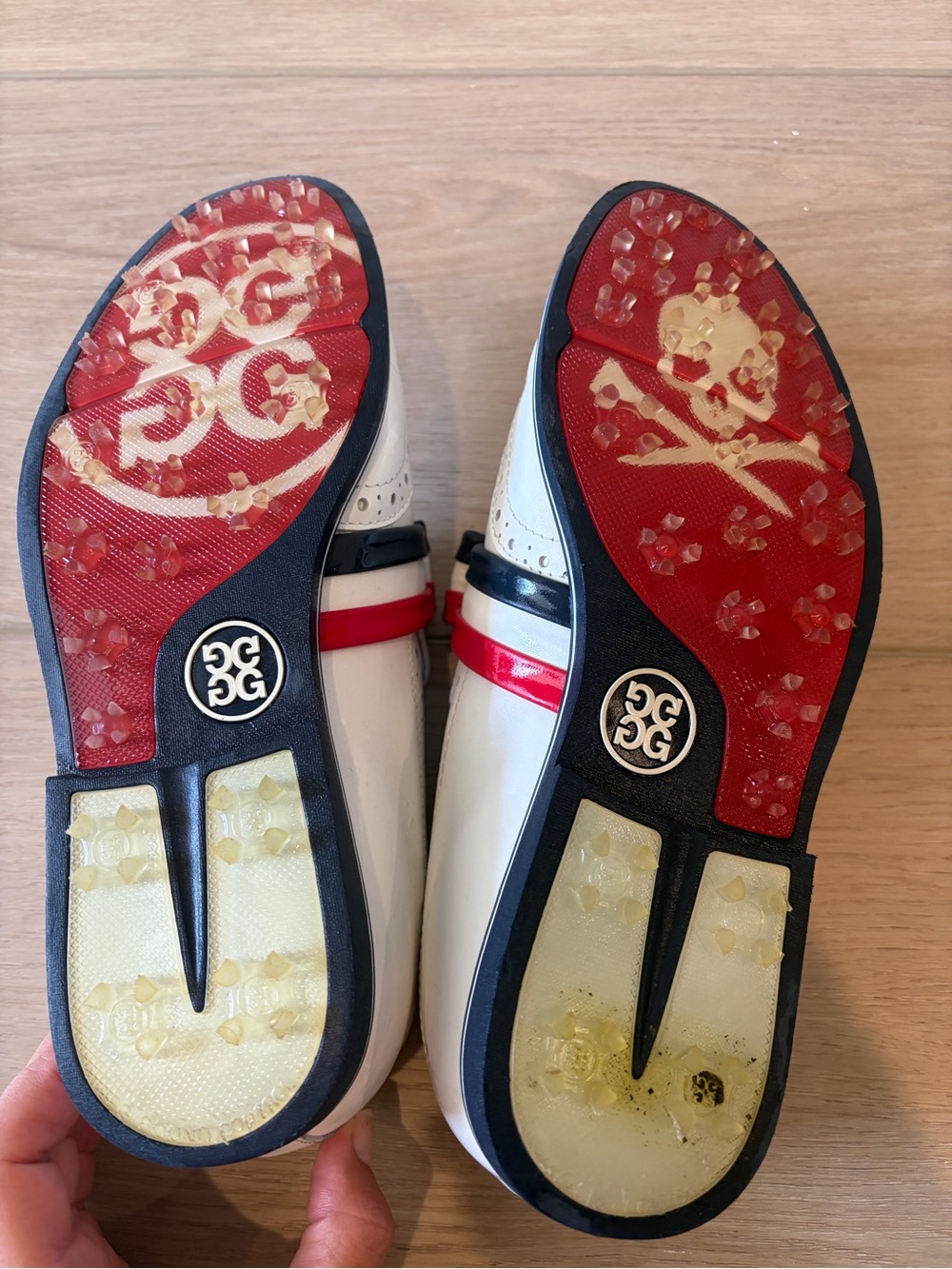 G/FORE Women’s Golf Loafers with Red & Navy Trim Brogue Cruiser - Picture 3 of 6